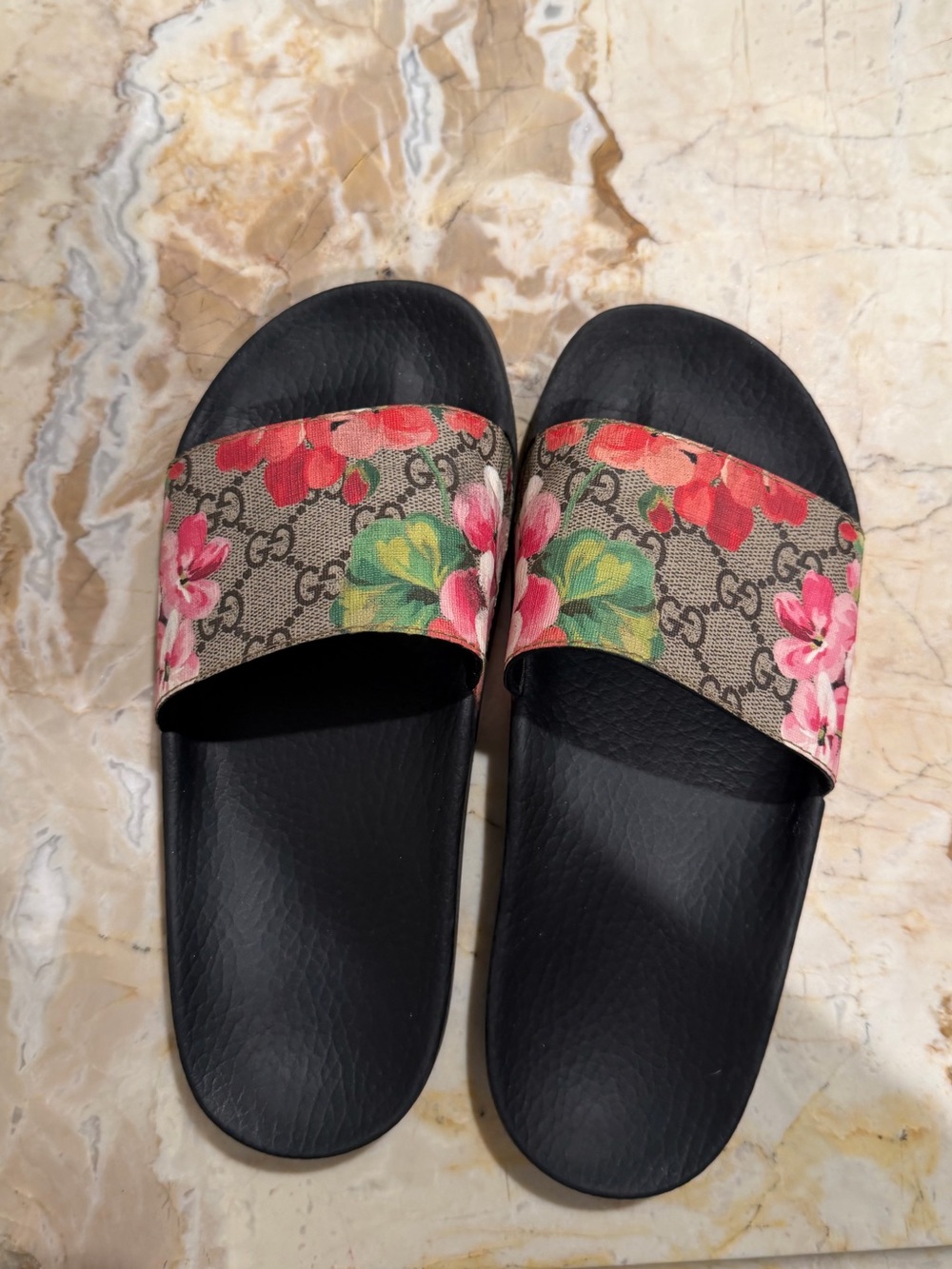 Gucci Floral GG Slide Sandals - Black Footbed with Pink & Green Flowers